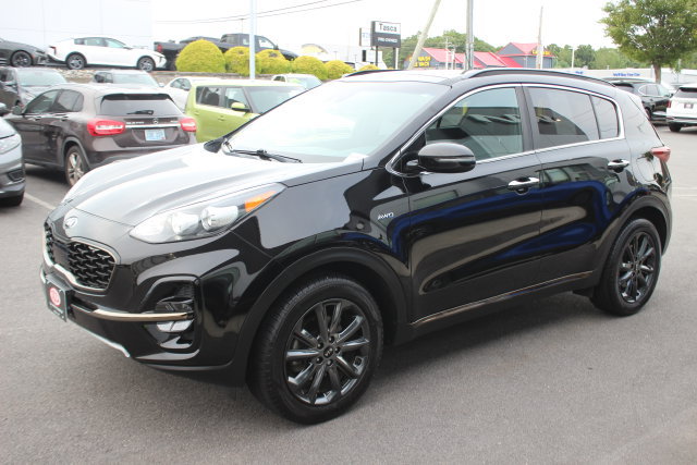 Used 2020 Kia Sportage S w/ S Premium Package AWD/4WD image 2