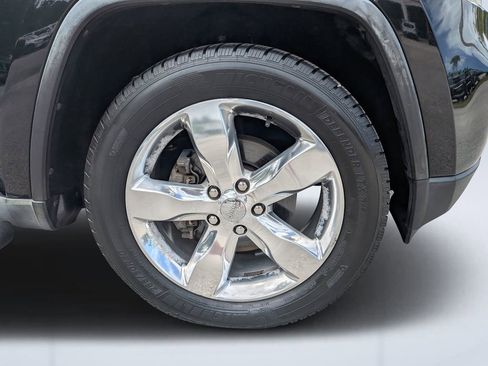 Used 2012 Jeep Grand Cherokee Overland Summit image 10