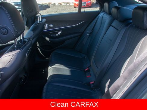 Used 2018 Mercedes-Benz E 300 4MATIC image 9