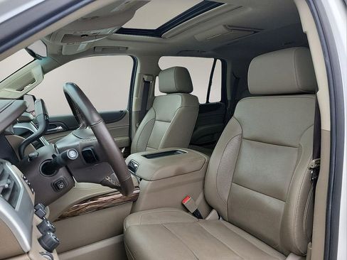 Used 2019 GMC Yukon SLT w/ Premium Edition AWD/4WD image 11