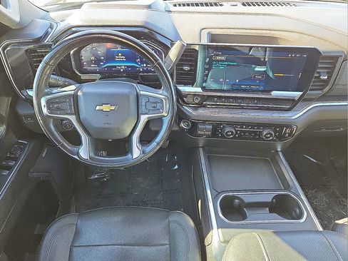 Used 2024 Chevrolet Silverado 3500 LTZ w/ LTZ Convenience Package image 17