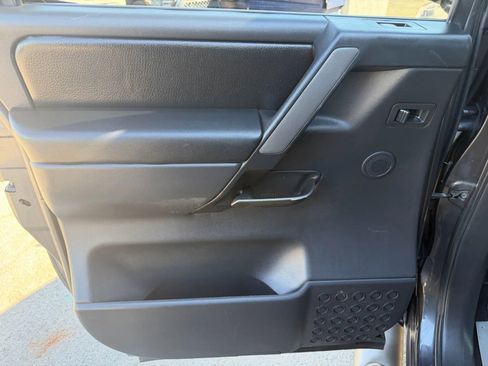 Used 2011 Nissan Titan SL w/ SL Max Utility Pkg image 12