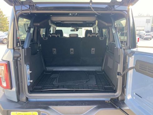 Used 2025 Ford Bronco Outer Banks AWD/4WD image 9