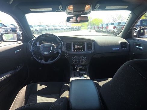Used 2023 Dodge Charger SXT w/ Blacktop Package image 18