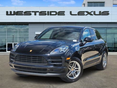 Used 2020 Porsche Macan AWD/4WD image 1