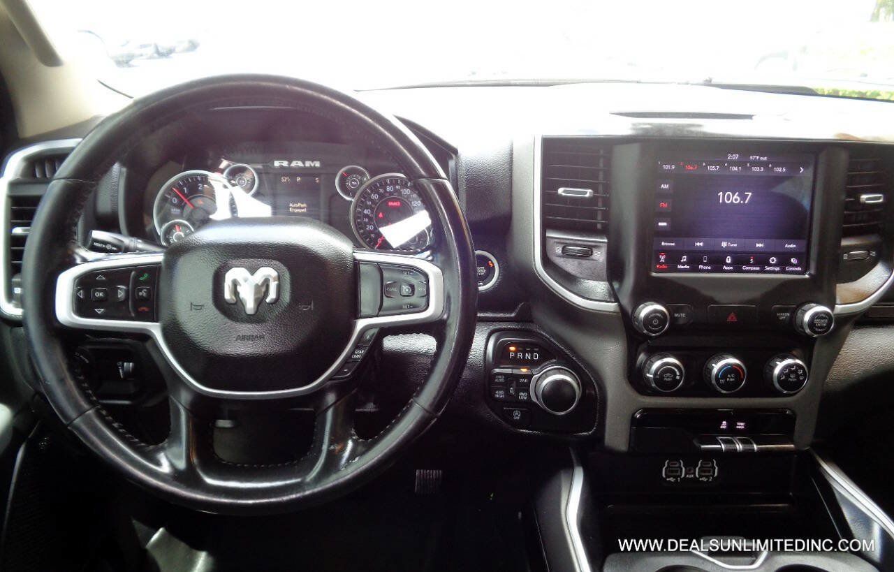 Used 2020 RAM 1500 Big Horn AWD/4WD image 11