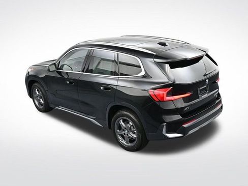New 2025 BMW X1 xDrive28i w/ Convenience Package image 25