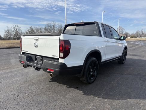 Certified 2021 Honda Ridgeline Black Edition image 18