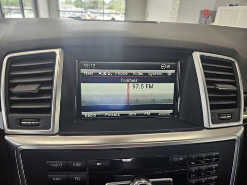 Used 2013 Mercedes-Benz ML 350 4MATIC image 24
