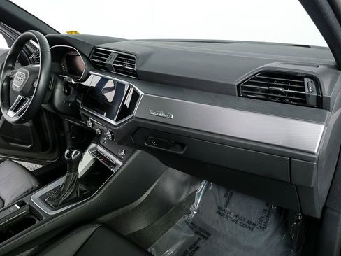 Used 2024 Audi Q3 2.0T Premium w/ Convenience Package image 22
