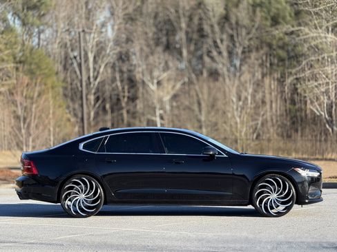 Used 2018 Volvo S90 T5 Momentum w/ Convenience Package image 11