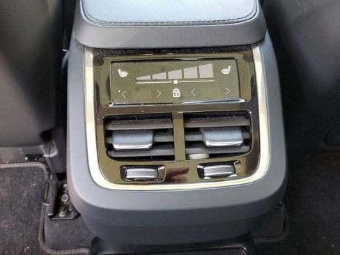 Certified 2023 Volvo XC90 B6 Plus image 13