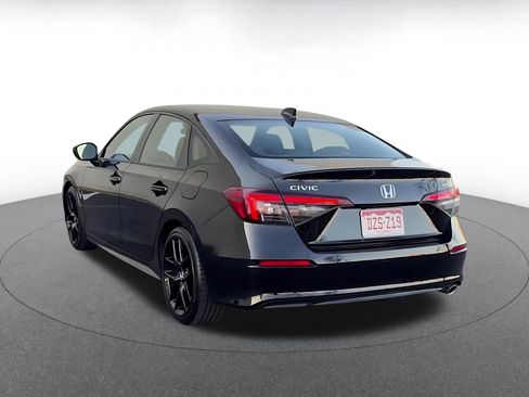 Used 2025 Honda Civic Sport image 11