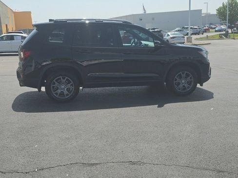 Certified 2025 Honda Passport TrailSport image 10