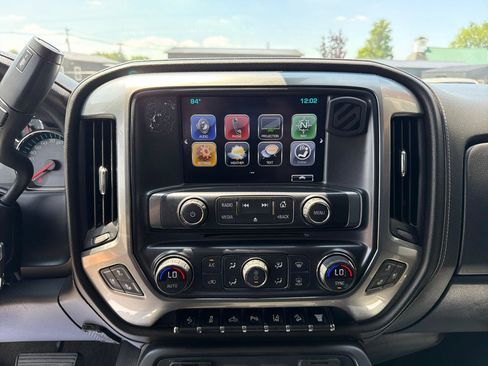 Used 2018 Chevrolet Silverado 2500 LTZ w/ Duramax Plus Package AWD/4WD image 11