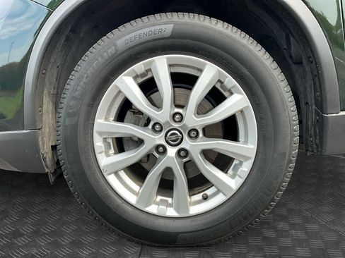 Used 2019 Nissan Rogue SV AWD/4WD image 9