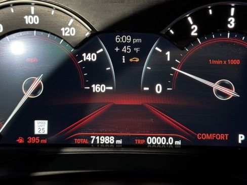 Used 2019 BMW 530i xDrive w/ Convenience Package image 11