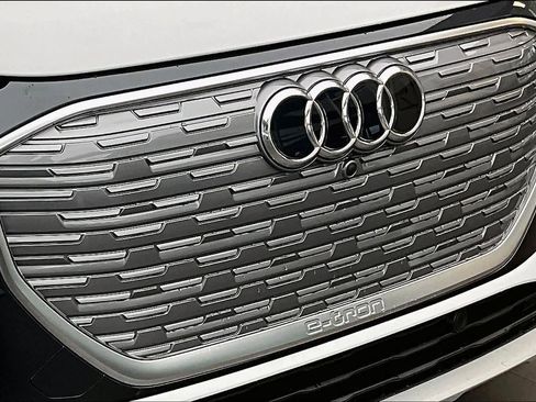 Used 2023 Audi Q4 e-tron Premium Plus w/ Premium Plus image 30