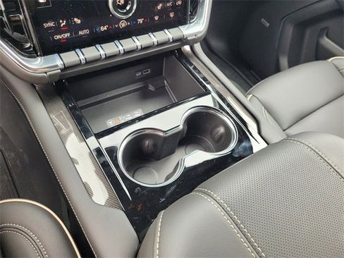 New 2026 GMC Yukon Elevation image 28