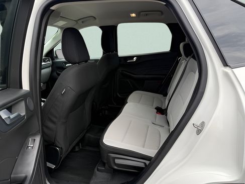 Certified 2023 Ford Escape Active w/ Tech Pack #2 AWD/4WD image 5