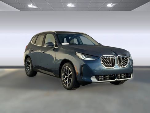 New 2026 BMW X3 xDrive30 w/ Premium Package image 6