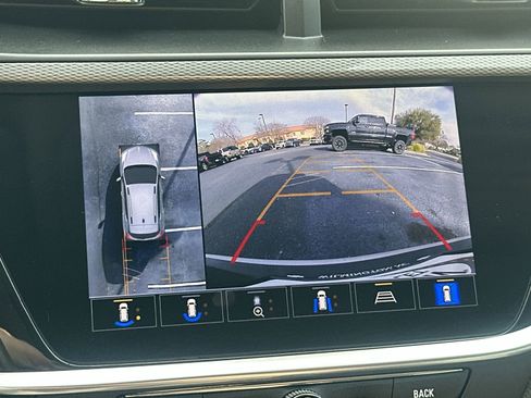 Used 2021 Buick Encore GX Select w/ Advanced Technology Package image 27