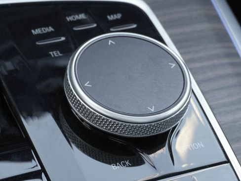 Certified 2025 BMW X7 xDrive40i image 27