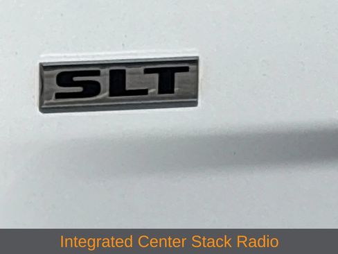 Used 2023 RAM 1500 Classic SLT w/ Trailer & Traction Group AWD/4WD image 19