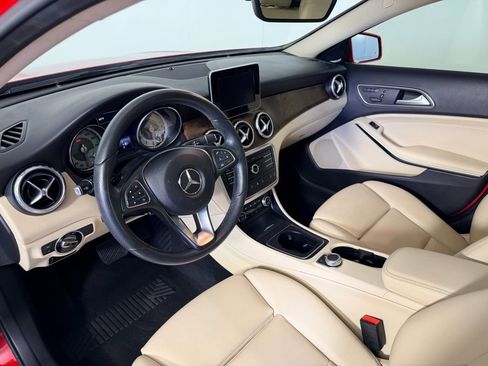 Used 2017 Mercedes-Benz GLA 250 4MATIC image 26