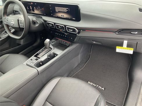 New 2026 Nissan Sentra SR w/ SR Premium Package FWD image 32