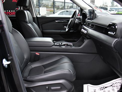 Used 2025 Honda Pilot EX-L image 51