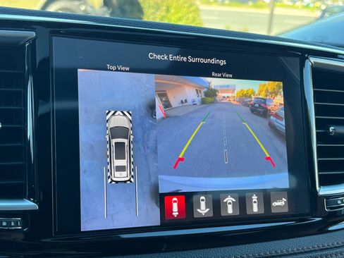 New 2026 Chrysler Pacifica Pinnacle AWD/4WD image 21