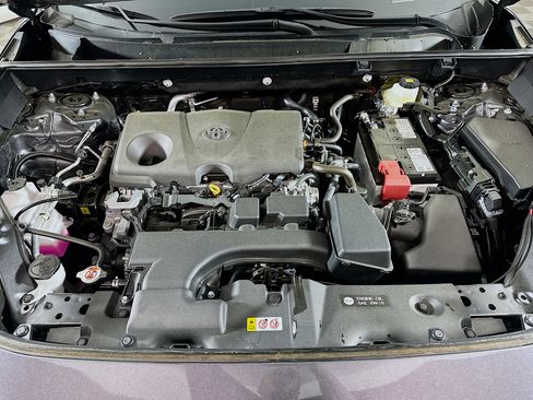 Used 2025 Toyota RAV4 XLE w/ Convenience Package FWD image 35