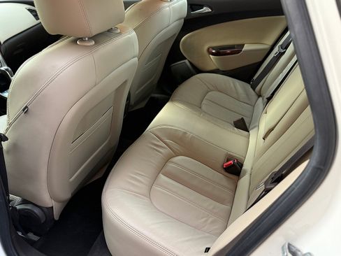 Used 2013 Buick Verano Leather image 11