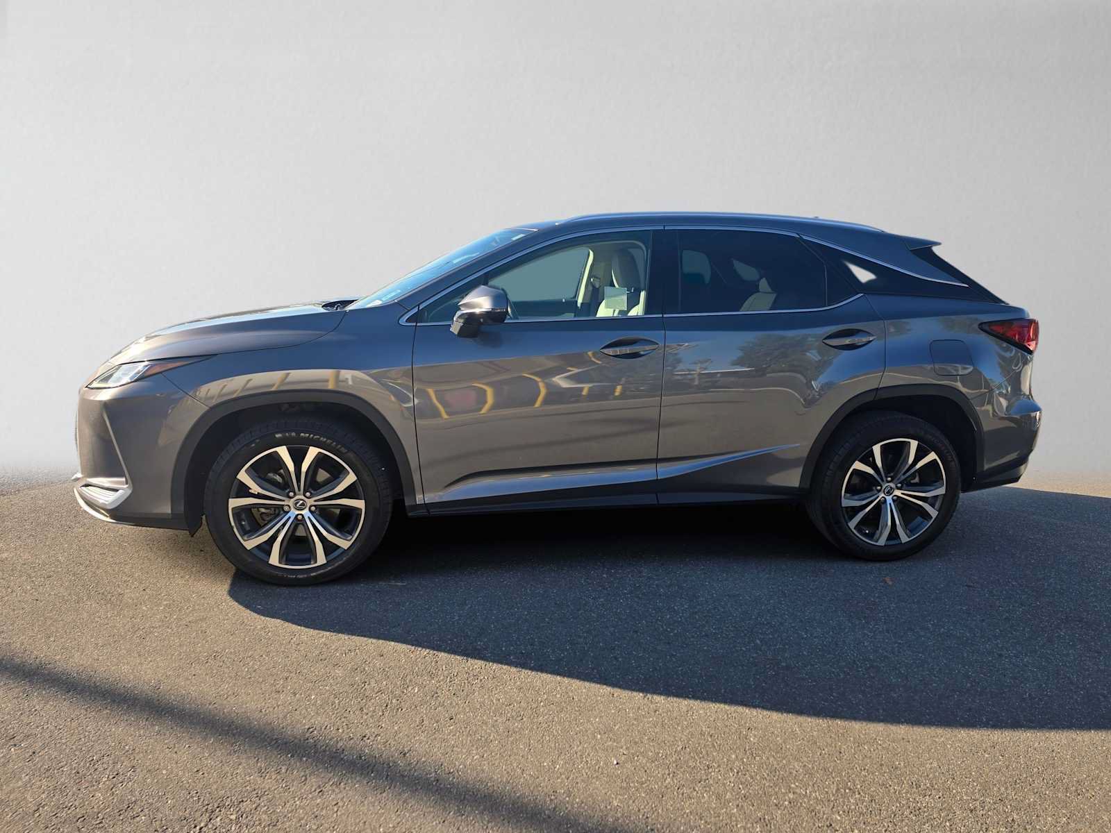 Used 2022 Lexus RX 350 FWD w/ Premium Package image 6