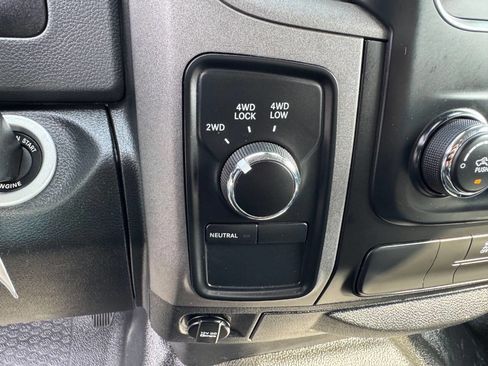 Used 2017 RAM 1500 ST w/ SXT Appearance Group image 15