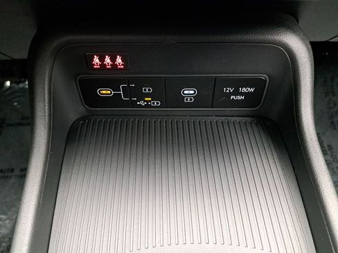 New 2026 Hyundai Kona SE image 24