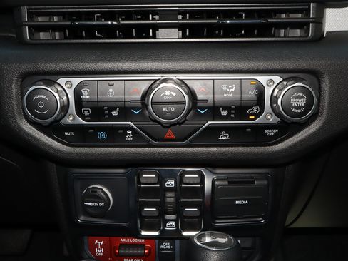 Used 2025 Jeep Wrangler Unlimited Sport S 4xe AWD/4WD image 22