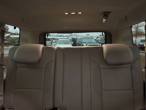 Used 2015 GMC Yukon XL SLT w/ Open Road Package image 27