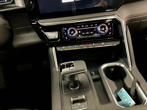 New 2026 GMC Sierra 1500 Denali w/ Technology Package image 7