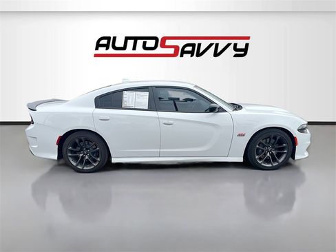 Used 2023 Dodge Charger Scat Pack w/ Navigation & Travel Group image 8