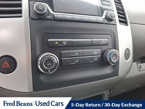 Used 2018 Nissan Frontier SV image 25