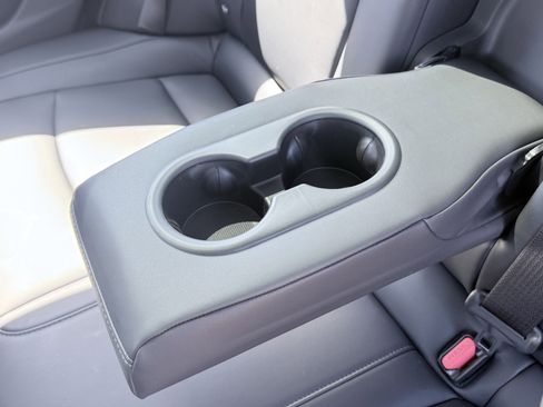 Used 2018 Tesla Model 3 Long Range image 38