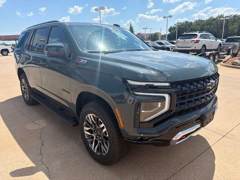Used 2026 Chevrolet Tahoe Z71 w/ Z71 Off-Road Package AWD/4WD image 3