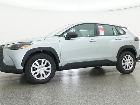 New 2026 Toyota Corolla Cross L image 18