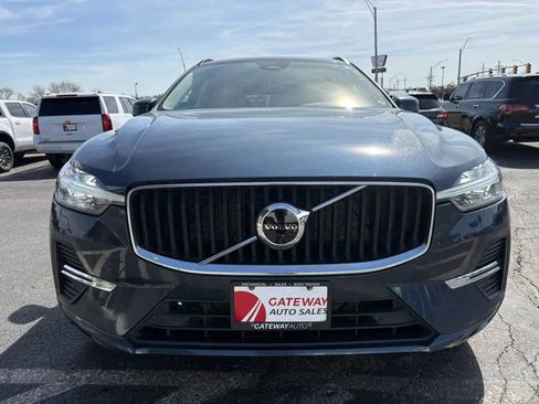 Used 2022 Volvo XC60 B5 Momentum w/ Advanced Package AWD/4WD image 8
