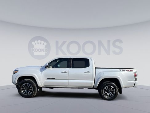Used 2023 Toyota Tacoma TRD Pro image 2