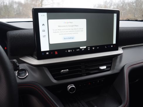 Used 2025 Ford Explorer ST image 9