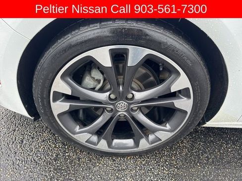 Used 2019 Buick Cascada Premium image 9