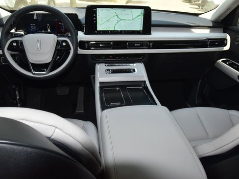 New 2026 Lincoln Aviator Reserve image 24